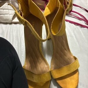 Stylish Yellow Heeled Sandals